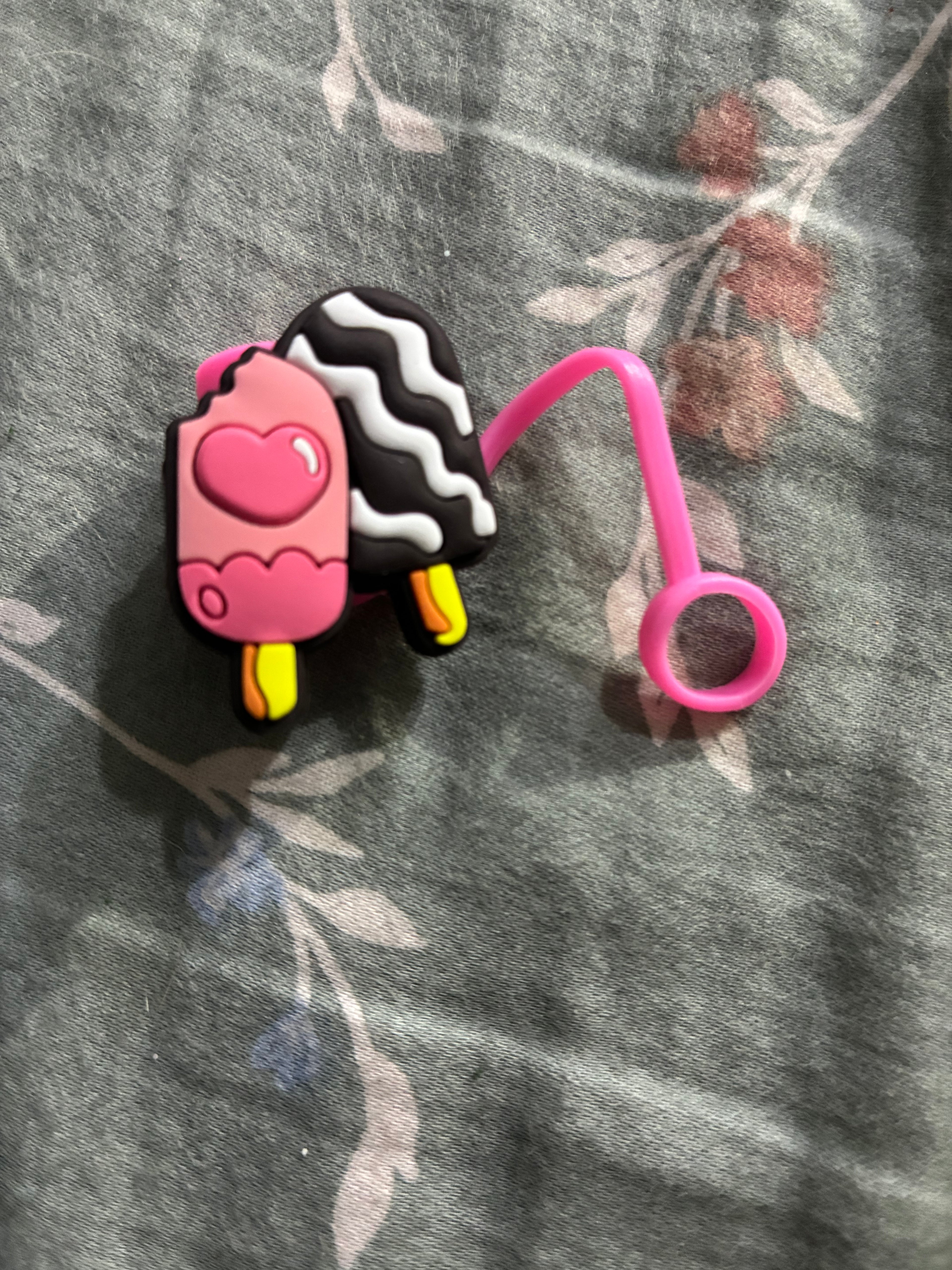 Straw Toppers