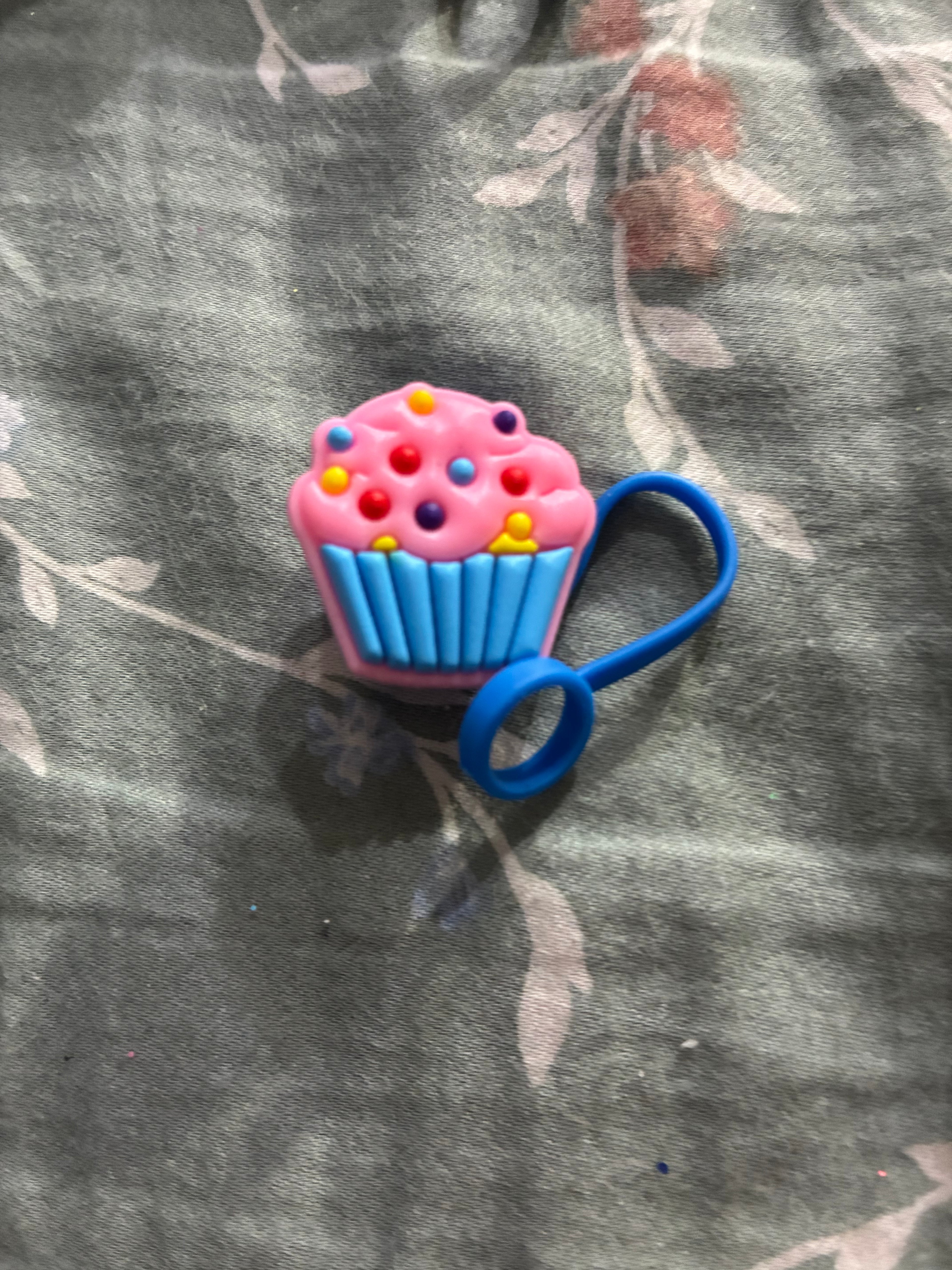 Straw Toppers